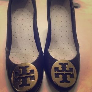 GUC Tory Burch wedges size 9